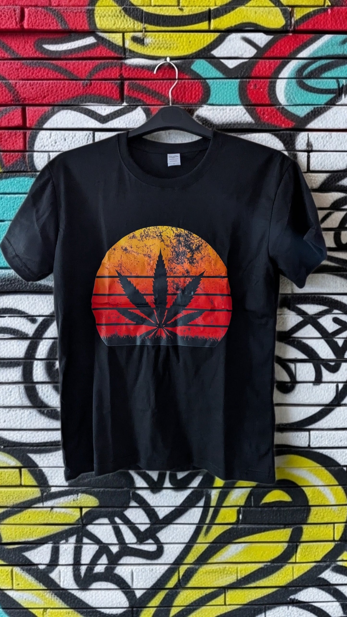Leaf vintage style t shirt