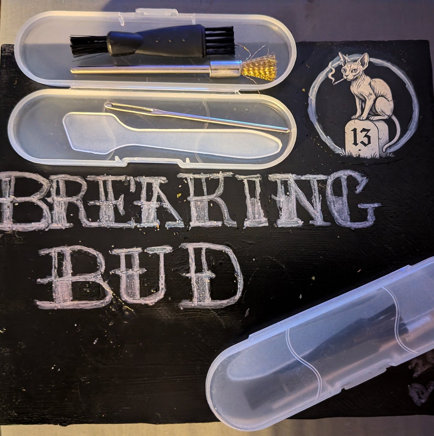 Grinder cleaning kits